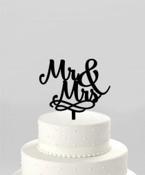 wedding photo - Mr and Mrs Wedding Cake Topper, Modern Wedding Cake Topper, Unique Wedding Cake Topper, Acrylic Cake Topper [CT102mm]