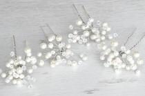 wedding photo - Handcrafted wedding pearls hairpins. Bridal crystals hairpins. Handmade bridal pearls hairpiece. Pearls Flower hairpins. Vintage hair pin