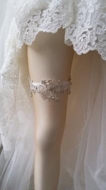 wedding photo -  Wedding garter,Garter, Wedding Leg Belt, Rustic Wedding Garter, Bridal Garter , İvory Lace, Lace Garters, ,Wedding Accessory,