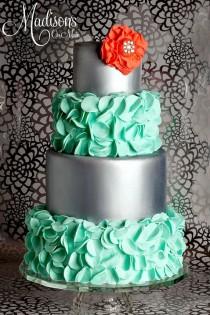 wedding photo - 25 Mint Wedding Cakes You'll Love