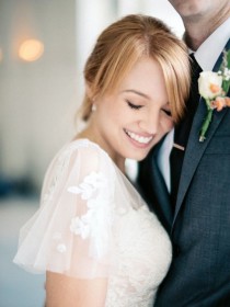 wedding photo - Trending: Ultra-Flattering Short Sleeve Wedding Dresses