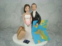 wedding photo - Bride & Groom Personalized Travel Theme Wedding Cake Topper