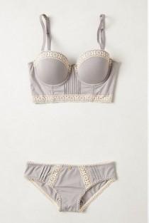 wedding photo - 8 Beautiful And Feminine Undergarments That You'll Actually Want To Wear