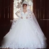 wedding photo - Luxury Vintage Long Sleeves Lace Wedding Dress