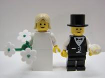 wedding photo - Lego BRIDE & GROOM Wedding Minifig Pair Blonde Hair