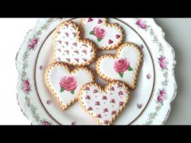 wedding photo - How To Decorate Rose Cookies For Valentine's Day!