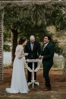 wedding photo - Woodland Romance Doesn't Get Better Than This Mississippi Wedding At Rasberry Greene