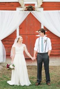 wedding photo - A Country-Themed Wedding In Wetaskiwin