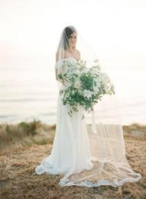 wedding photo - How To Rock A Veil   Gorgeous Hair On Your Big Day
