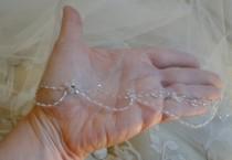 wedding photo - Crystal beaded double Scallop edge Veil ivory 36" single tier