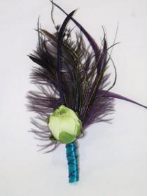 wedding photo - Purple Feather Boutonniere with green rananculus bud