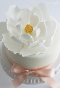 wedding photo - Magnolia Birthday Cake