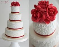wedding photo - Red Rose Wedding Cake
