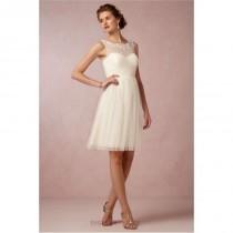 wedding photo -  Elegant Short Knee Length A Line Tulle Cream Bridesmaid Dress V Back Wedding Party Dresses