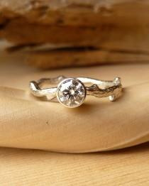 wedding photo - Bezel Set Diamond Branch Ring
