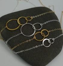 wedding photo - Interlocking Circles Necklace / Sterling Silver or Gold / Gifts for Her MOM Family Wedding Jewelry Bridesmaid Birthday