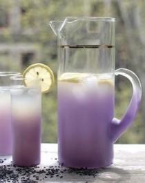 wedding photo - Lavender Lemonade With Honey