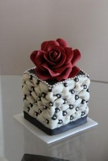 wedding photo - Dramatic Red Rose — Mini Cakes / Petit Fours