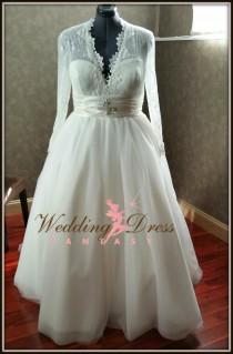 wedding photo - Plus Size Wedding Dress Chantilly Lace and Tulle Ballgown with Long Sleeves