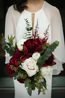 wedding photo - 2015 Color Of The Year: How To Pull Off A Marsala Colored Wedding