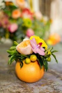 wedding photo - 17 Fabulous DIY Flower Arrangements