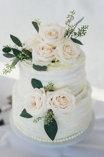 wedding photo - 24 Spectacular Buttercream Wedding Cakes