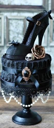 wedding photo - Gothic Shoe Cake