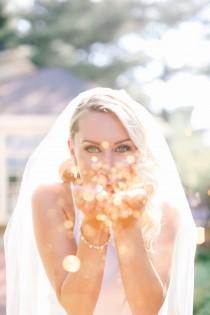 wedding photo - Gold Confetti Isn't The Only Thing That Sparkles At This New Jersey Wedding