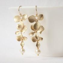 wedding photo - Pearl Floral Dangle Earrings Wedding Jewelry