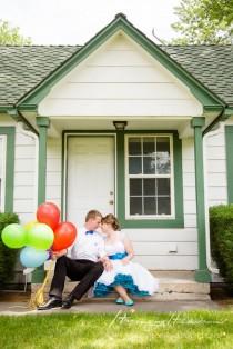wedding photo - This balloon-filled Up wedding theme decor makes us talking dog happy