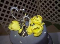 wedding photo - 2 Gum paste tulips / Cake decoration / Edible flower / sugar flower / wedding cake decoration