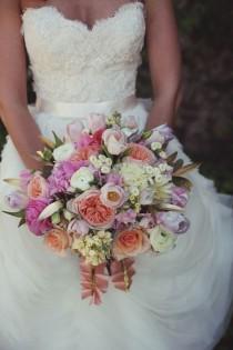 wedding photo - 25 Stunning Wedding Bouquets - Part 7