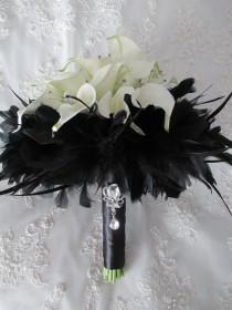wedding photo - Stunning White Realtouch Mini Calla Lilies  Rhinestones and black Maribou Feathers Wrapped in Black Satin Wedding Brouquet