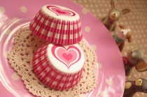 wedding photo - Pink Heart Gingham Picnic Cupcake Liners (50)