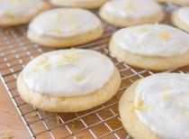 wedding photo - Best From-Scratch Lemon Ricotta Cookies Recipe with Icing 