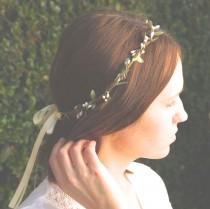 wedding photo - Woodland wreath - Rustic circlet - Simple wedding hair - Bohemian bridesmaids - Woodland halo - Bridal headpiece - Boho wreath - boho bridal