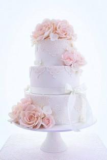 wedding photo - Wedding Cakes That Are Elegantly Simple