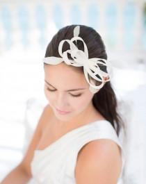 wedding photo - Bridal millinery headpiece with feathers, wedding fascinator