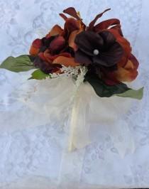wedding photo - wedding bouquet in piones mocca brown and orchiids brown