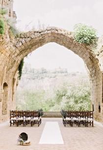 wedding photo - 10 Dos And Don'ts For Planning A Destination Wedding