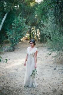 wedding photo - Anna Sui Sequins For A Barefoot Bride And Her Grecian Style Wedding