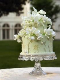 wedding photo - Lovely Wedding Cake