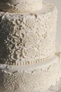 wedding photo - Three layered White Cake