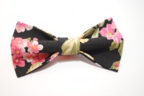 wedding photo - Men's bowties Floristique style Black flowers ties Couple of love gift Girlfriend party gift Souvenir ties Artistic bow tie Kawaii bowties