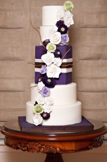 wedding photo - Butter Cream Wedding Cake