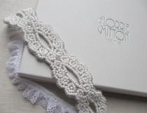 wedding photo - Goddess beaded garter White