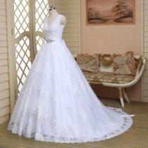 wedding photo -  V-Neck Princess White Beaded Lace Wedding Dress
