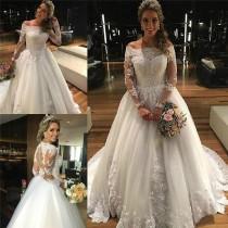 wedding photo -  Dramatic Long Sleeve Lace Wedding Dresses Sheer Arbic Tulle Train Vintage Winter Scoop 2016 Bridal Dresses Ball Gowns Vestidos De Noiva Online with $111.56/Piece on Hjklp88's Store 