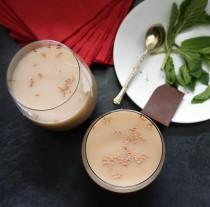 wedding photo - Chocolate-fiends: This grasshopper julep could be your chocolate signature cocktail