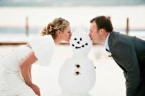 wedding photo - 38 Couples Who Absolutely Nailed Their Winter Weddings